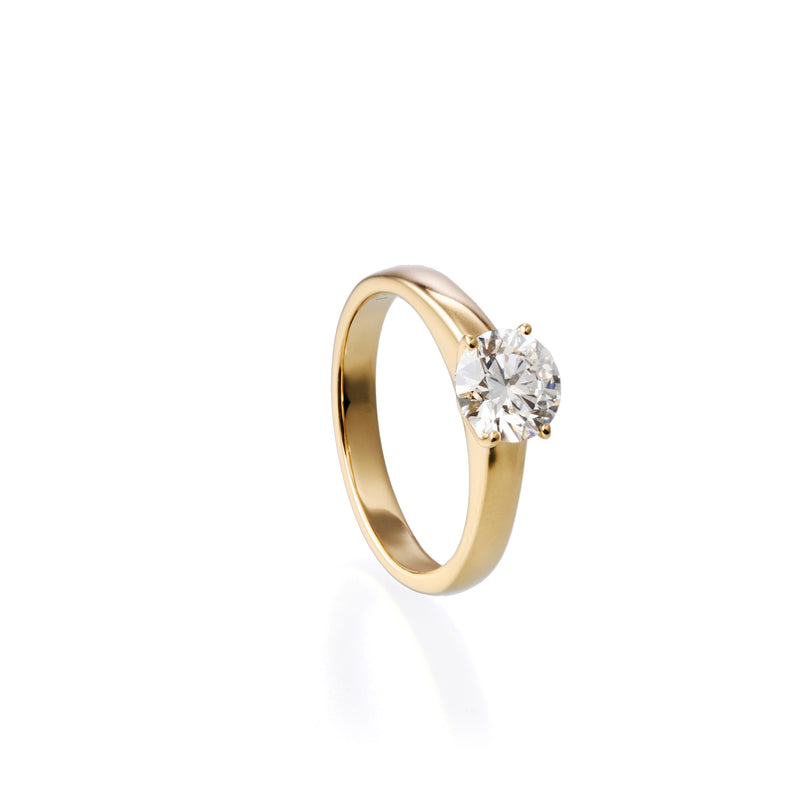 0.75 ct round brilliant lab-grown diamond ring in 18K yellow gold by FacetsN – 45 degree view
