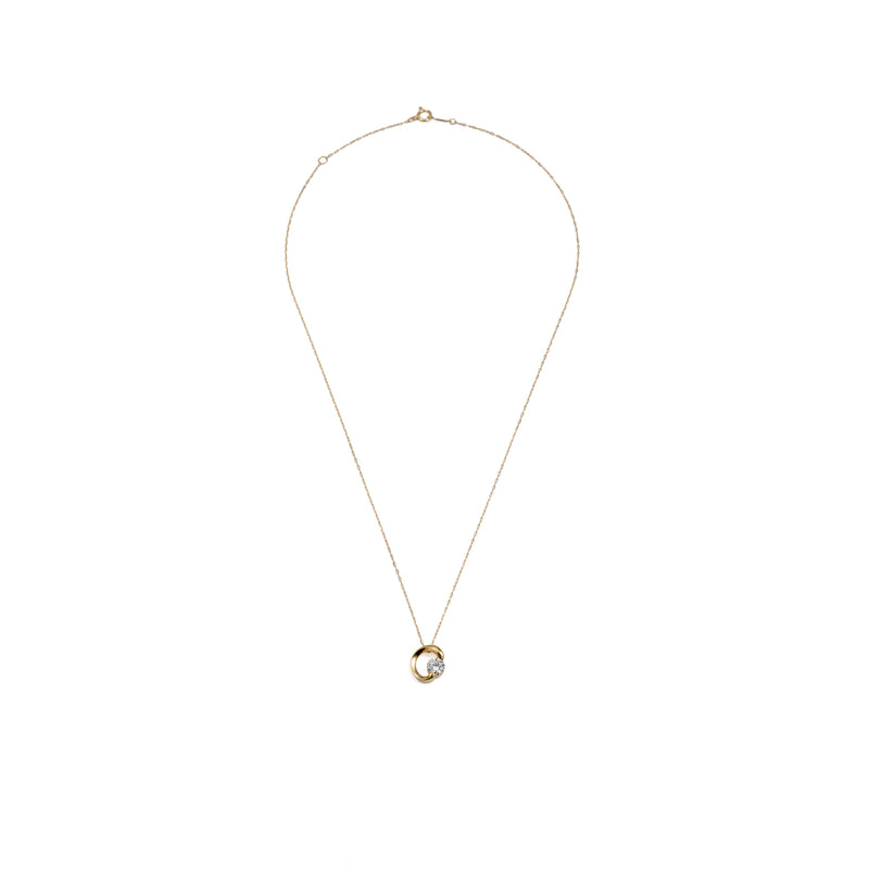 0.51 ct round brilliant lab-grown diamond necklace in 18K Yellow Gold with solitaire on an azuki chain close-up of the pendant detail